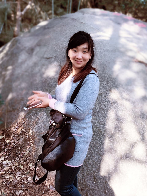 热烈祝贺我校施静老师在高新区小学数学教师素