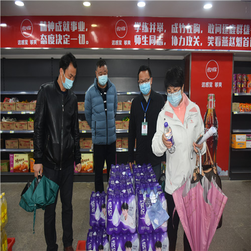 麻丘高级中学全面防控筑安全携手防疫迎复学